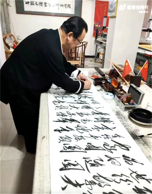 652e50d2b44ba.png 袁111111111111111.png