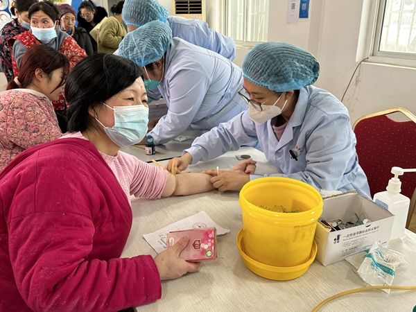 烟台高新区社区卫生服务中心开展 三八妇女