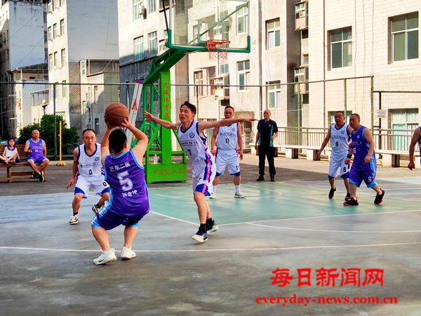 精彩“篮”不住，奋力比“乒”搏