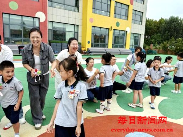 烟台长岛实验幼儿园开展教师节主题活动