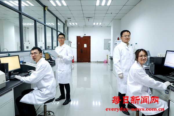 是22222222222.jpg 是22222222222.jpg