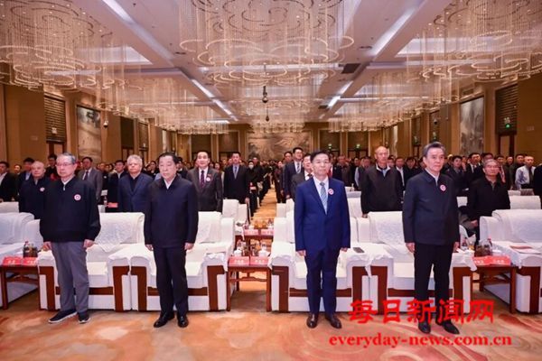  第二届央地合作发展大会在京举行 书画艺