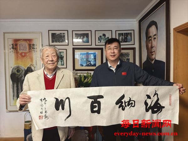 中国红色文化管理有限公司董事长 王永涛拜