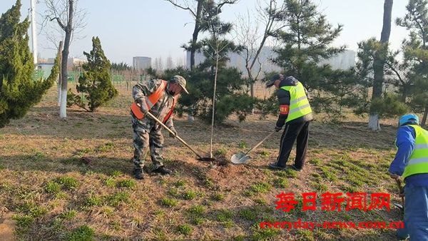 辛安河公园五一“焕新”迎客