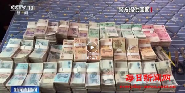 夫妻在家印假币！印多少花多少！每天使用3