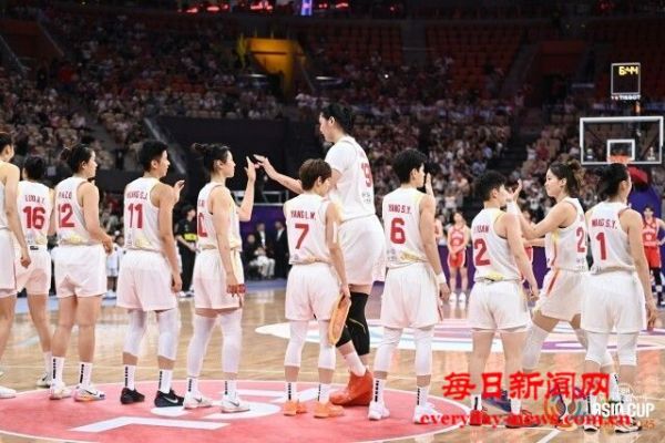 手感不佳，中国女篮不敌日本队无缘亚洲杯决