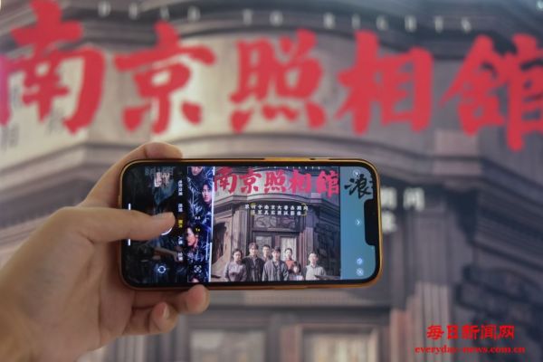 这个电影暑期档很“燃”！“小人物”和好故