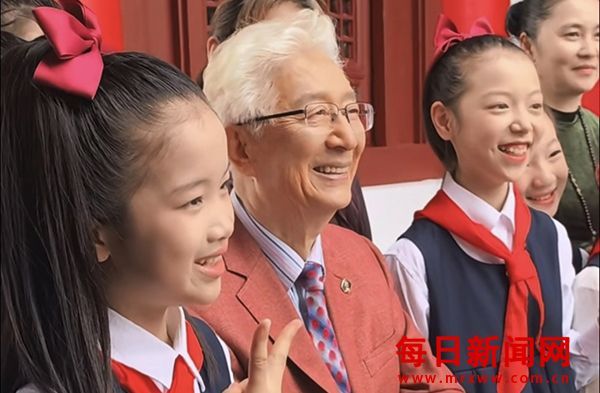 声韵传山河 初心映征程——记著名央视播音